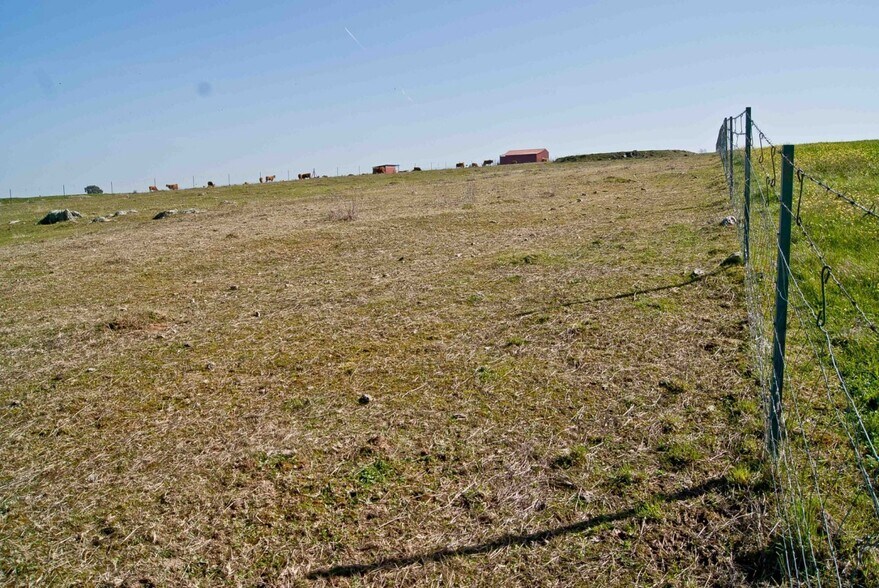Terreno en Sierra de Fuentes en venta - Foto del edificio - Imagen 3 de 8