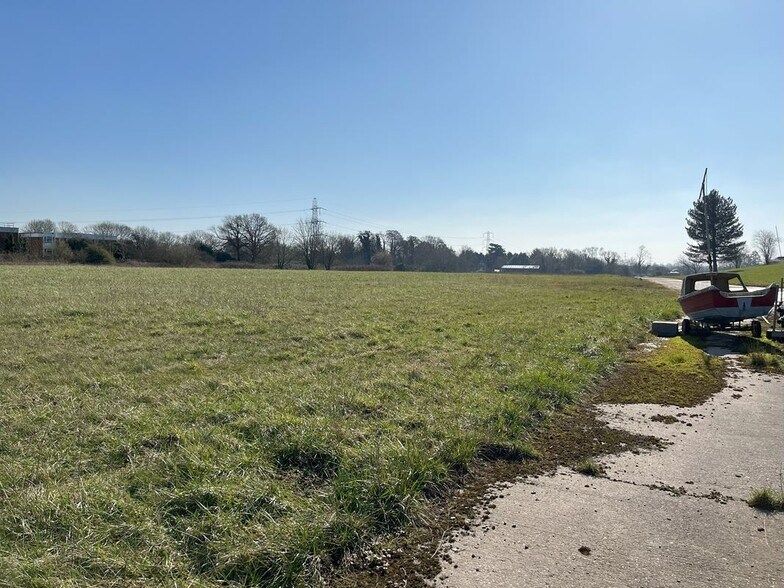 Horton Rd, Slough en venta - Foto del edificio - Imagen 3 de 3