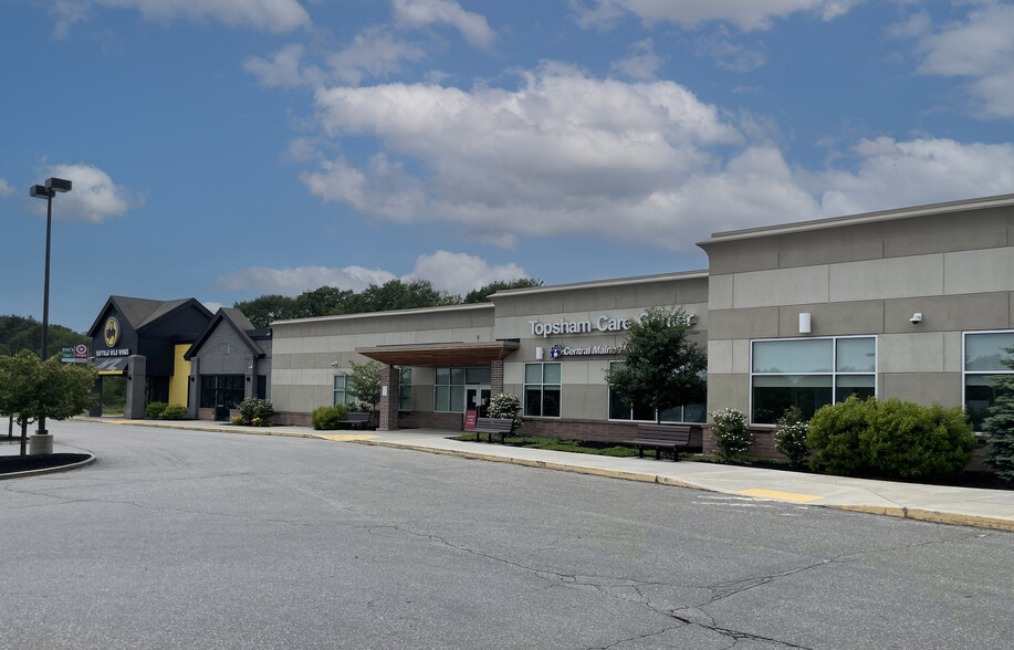 105 Topsham Fair Mall Rd, Topsham, ME en alquiler - Foto del edificio - Imagen 1 de 14