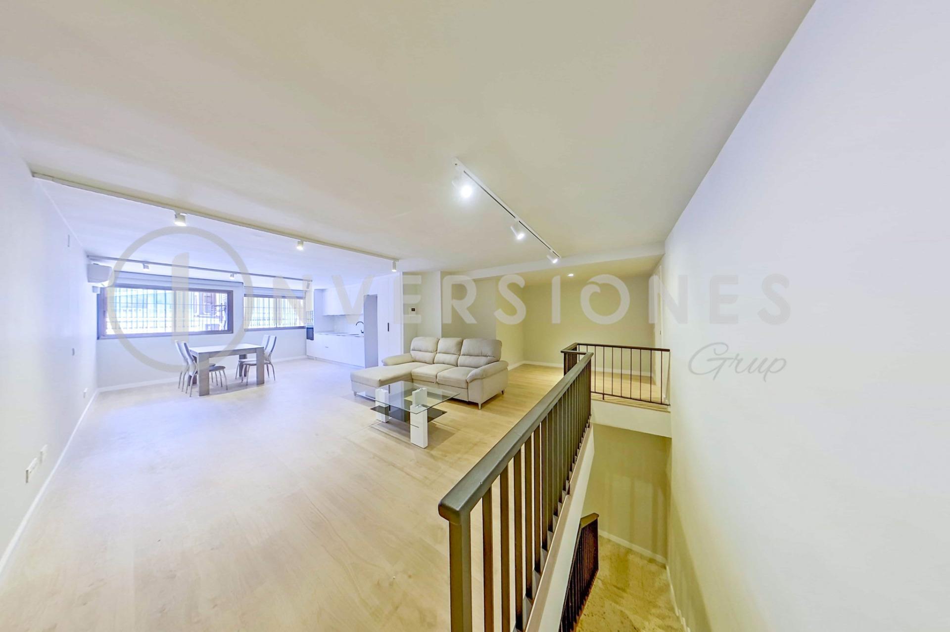 Edificio residencial en Barcelona, Barcelona en venta Foto del interior- Imagen 1 de 7