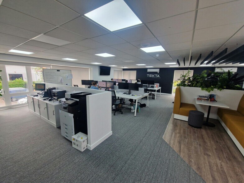 Waterberry Dr, Waterlooville en alquiler - Foto del edificio - Imagen 2 de 14