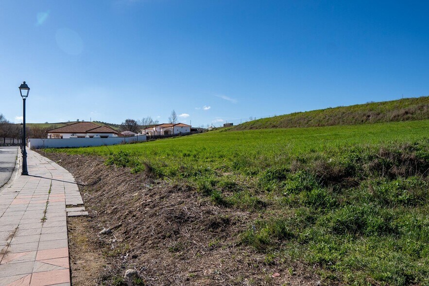 Terreno en Guadahortuna en venta - Foto del edificio - Imagen 2 de 20