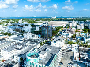 401-407 Lincoln Rd, Miami Beach, FL - vista aérea  vista de mapa