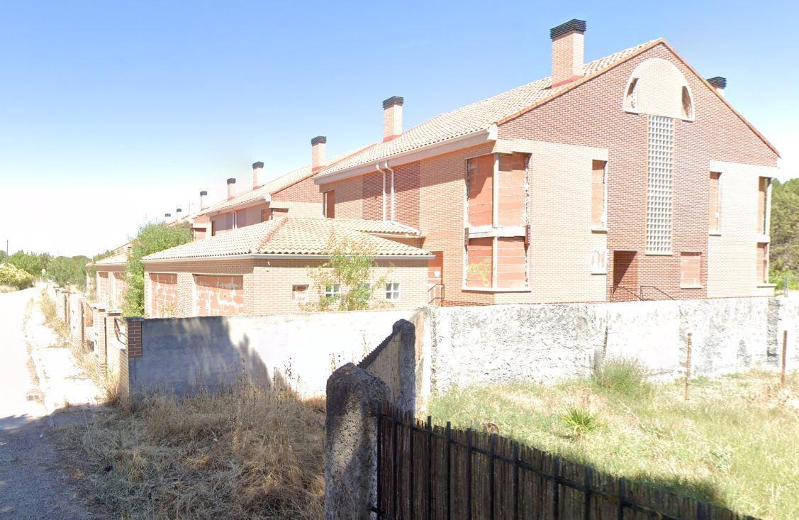 Calle Senda del Castañar, 22, Tudela de Duero, Valladolid en venta Foto principal- Imagen 1 de 13