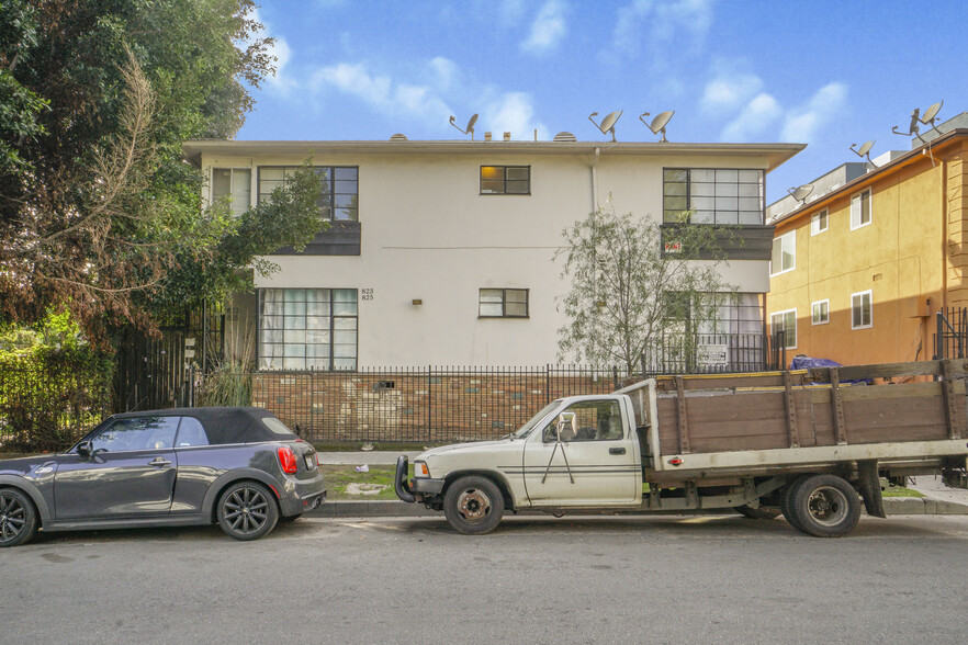 823 S Oxford Ave, Los Angeles, CA en venta - Foto del edificio - Imagen 1 de 15