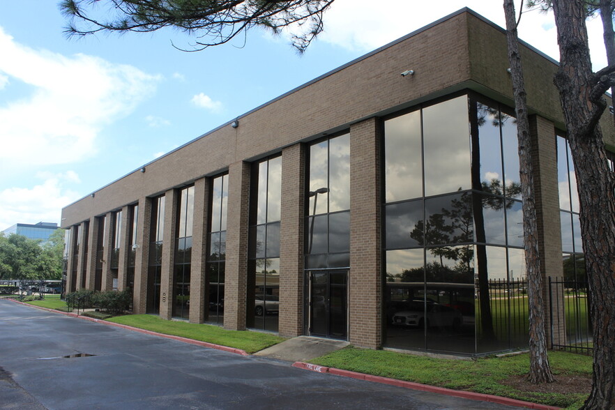 15835 Park Ten Place Dr, Houston, TX en alquiler - Foto del edificio - Imagen 1 de 5