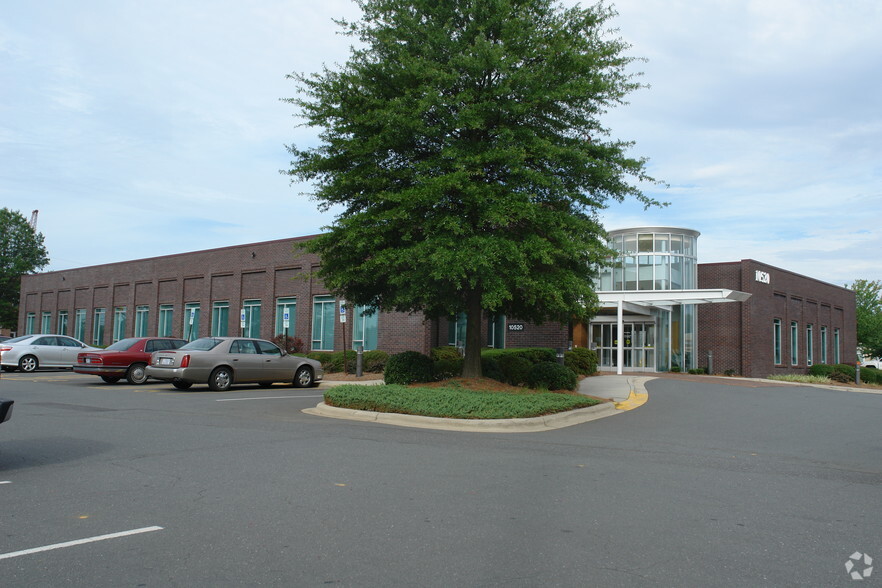 10520 Park Rd S, Charlotte, NC en alquiler - Foto principal - Imagen 2 de 9