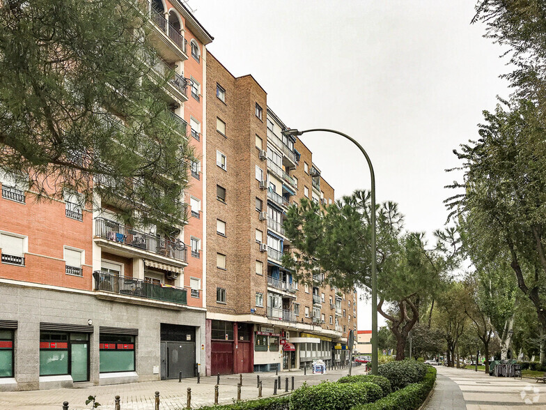 Calle Sevilla, 10, Móstoles, Madrid en alquiler - Foto del edificio - Imagen 2 de 2