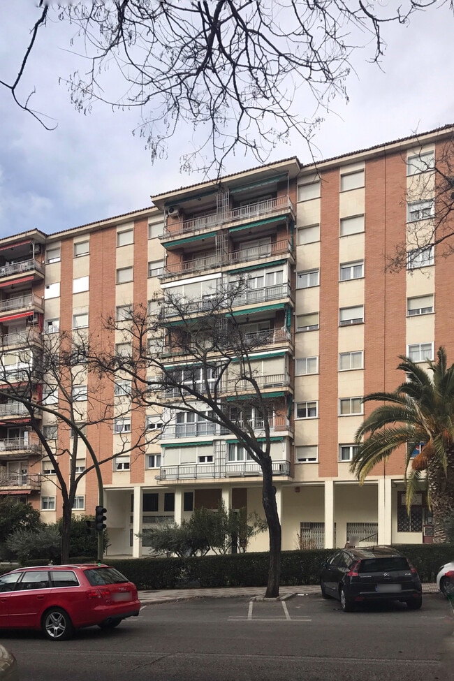 Más detalles de Calle Constitución, 10, Guadalajara - Local en alquiler