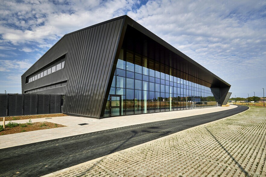16 Skimmingdish Ln, Launton en alquiler - Foto del edificio - Imagen 2 de 14