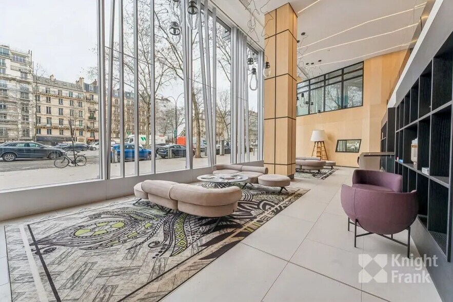 83-85 Avenue De La Grande Armée, Paris en alquiler - Vestíbulo - Imagen 2 de 9