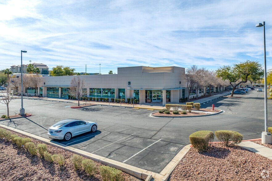 2300 Corporate Cir, Henderson, NV en venta - Foto del edificio - Imagen 2 de 4