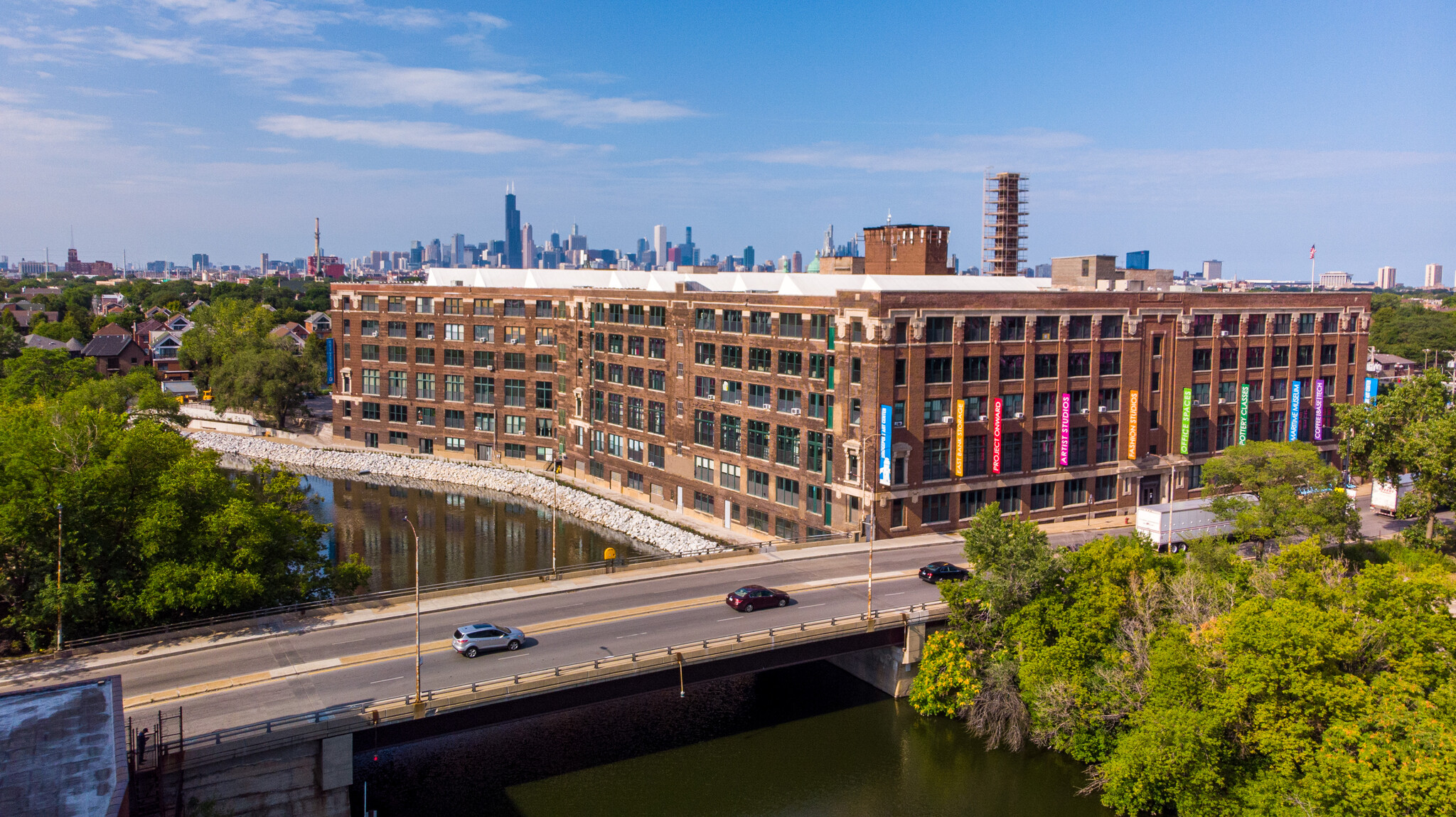 1200 W 35th St, Chicago, IL en alquiler Foto del edificio- Imagen 1 de 30