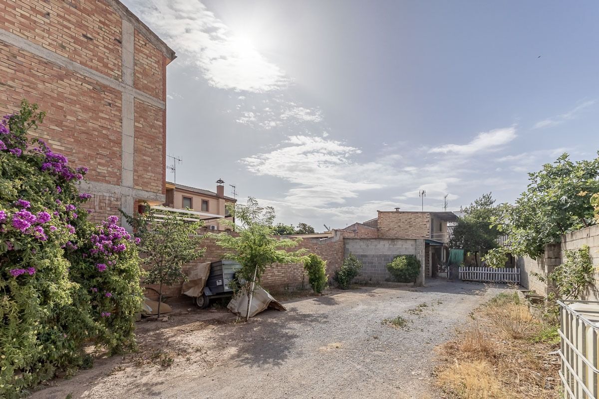 Calle de los Arcos, 7, Albolote, Granada en venta Foto principal- Imagen 1 de 27
