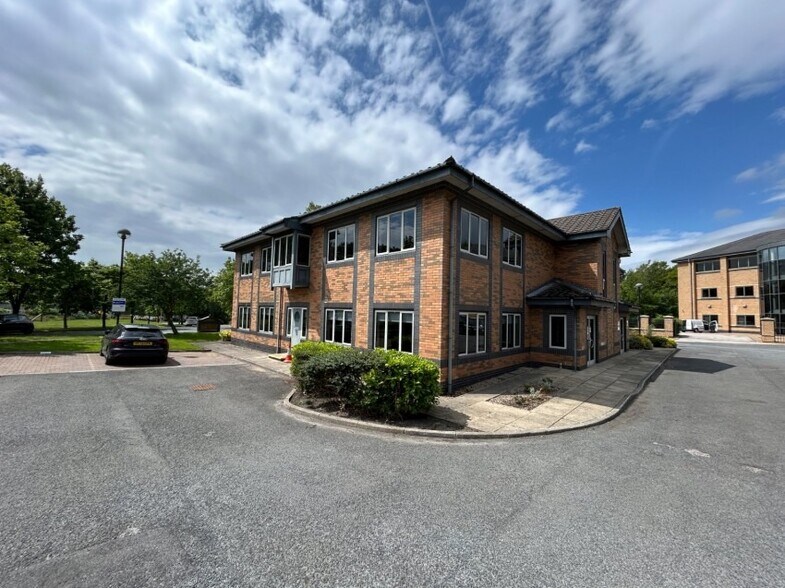 Cardale Park, Harrogate en venta - Foto del edificio - Imagen 2 de 10