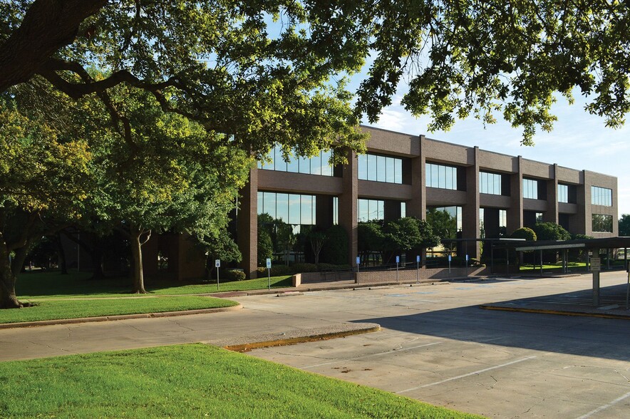 10701 Corporate Dr, Stafford, TX en alquiler - Foto del edificio - Imagen 1 de 8