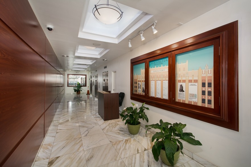 168 SE 1st St, Miami, FL en venta - Lobby - Imagen 3 de 4