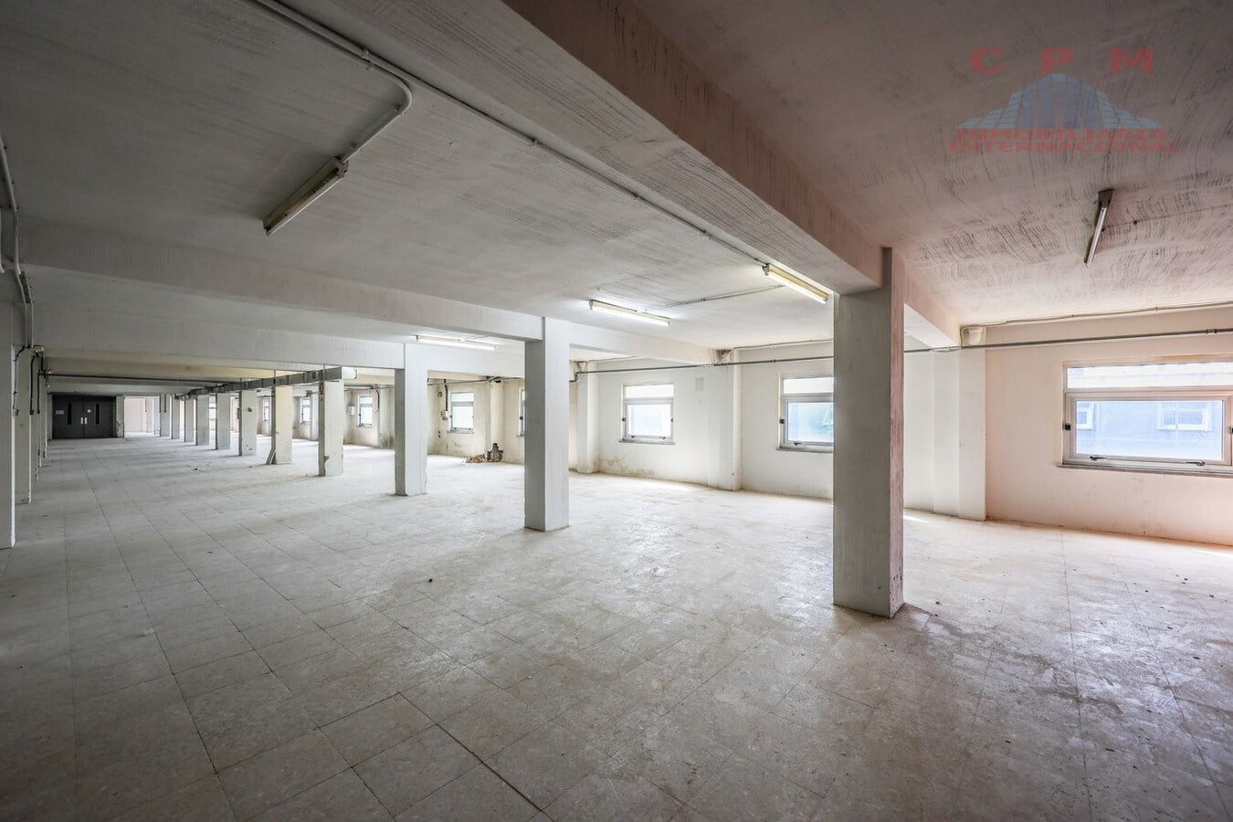 Madrid, MAD 28034 - Unidad Puerta 01 -  - Foto del interior - Image 1 of 22