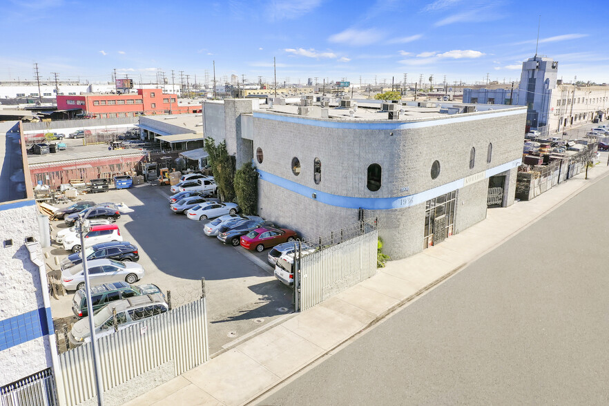 1936 S Mateo St, Los Angeles, CA en venta - Foto del edificio - Imagen 2 de 6