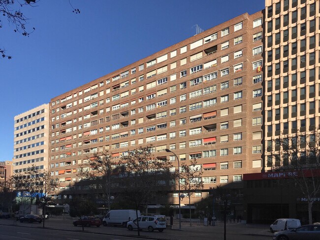 Más detalles de Calle de Fernández Blanco, 19, Madrid - Oficina en alquiler
