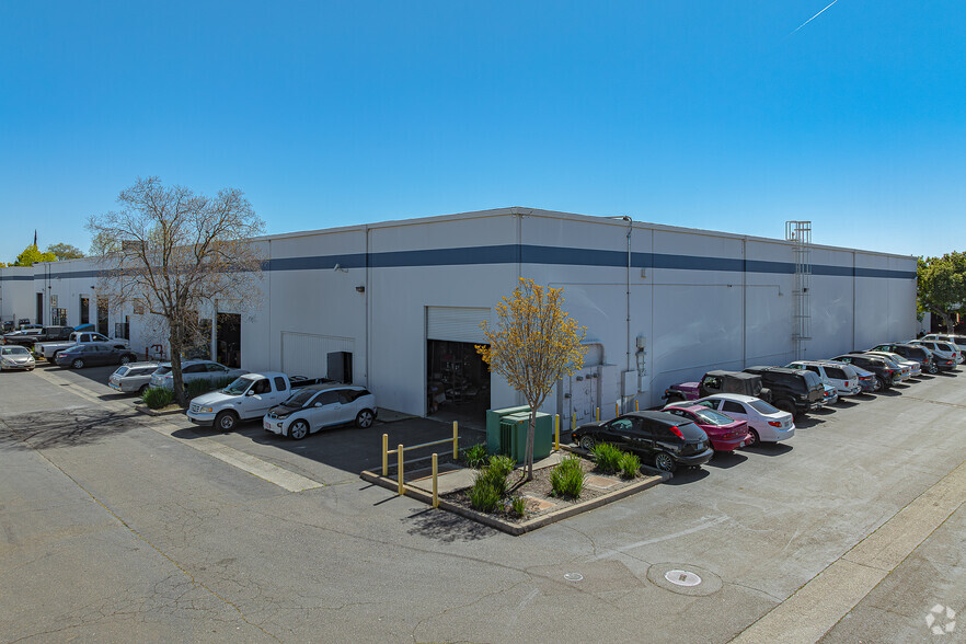 7307 Roseville Rd, Sacramento, CA en alquiler - Foto del edificio - Imagen 3 de 34