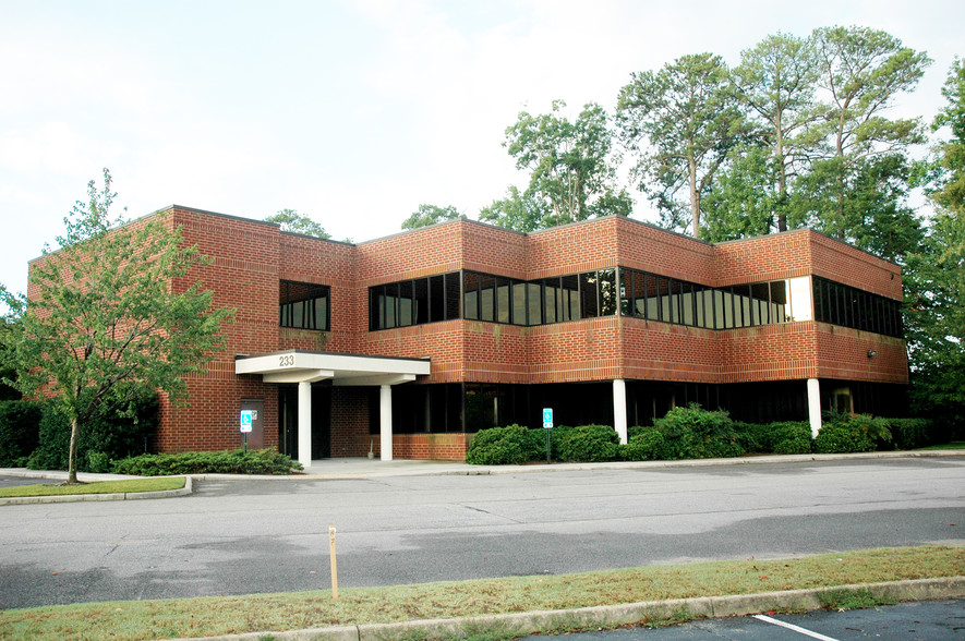 233 Business Park Dr, Virginia Beach, VA en venta - Foto principal - Imagen 1 de 4