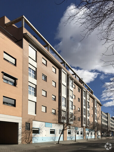 Calle Sodio, 3 A, Madrid, Madrid en alquiler - Foto del edificio - Imagen 2 de 3