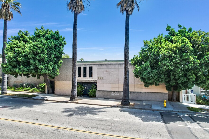 848 N Fair Oaks Ave, Pasadena, CA en venta - Foto del edificio - Imagen 1 de 5