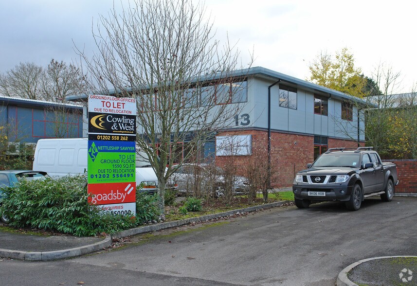 Salisbury Rd, Ringwood en alquiler - Foto del edificio - Imagen 2 de 2