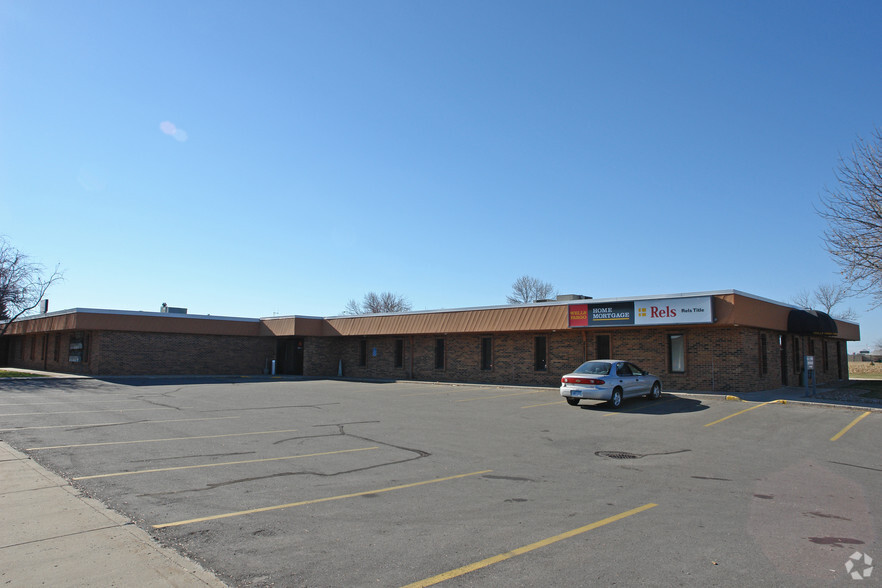 1600 E Madison Ave, Mankato, MN en alquiler - Foto del edificio - Imagen 2 de 40