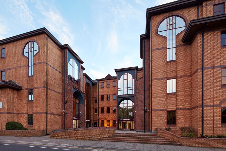 Cowbridge Rd E, Cardiff en alquiler - Foto del edificio - Imagen 3 de 8