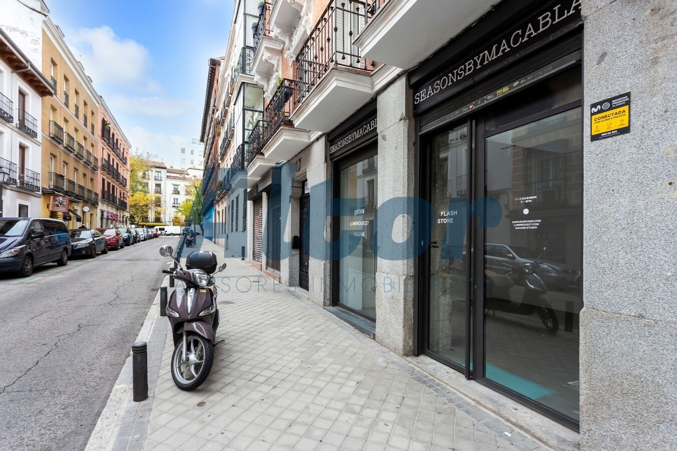 Madrid, MAD 28010 - - - Foto del interior - Image 2 of 12