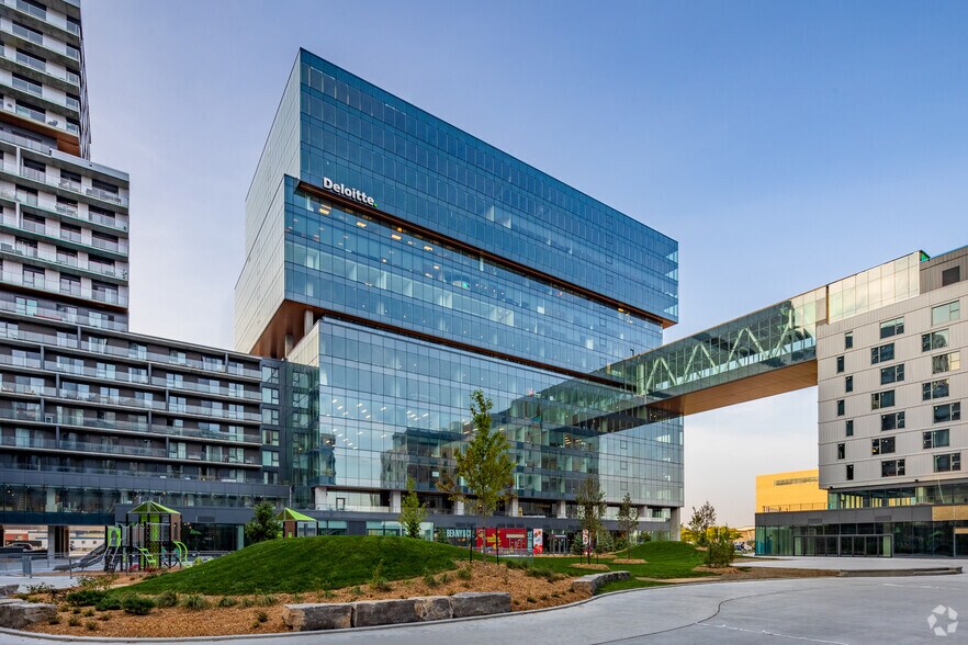 2000 Rue Jacques-Tétreault, Laval, QC en alquiler - Foto del edificio - Imagen 1 de 9