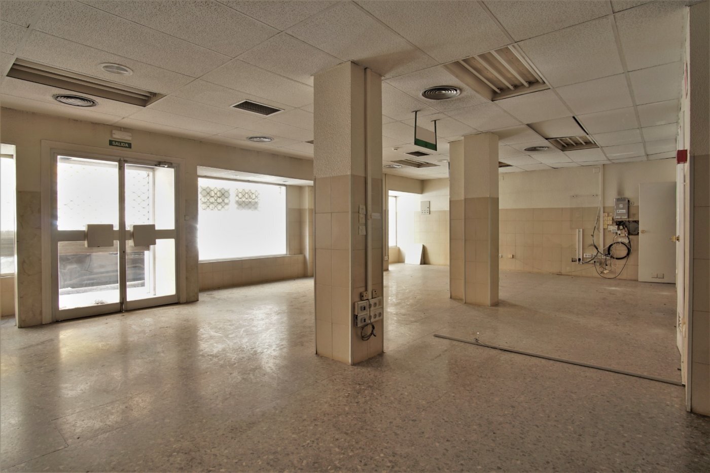 Local en Elda, Alicante en venta Foto del interior- Imagen 1 de 11