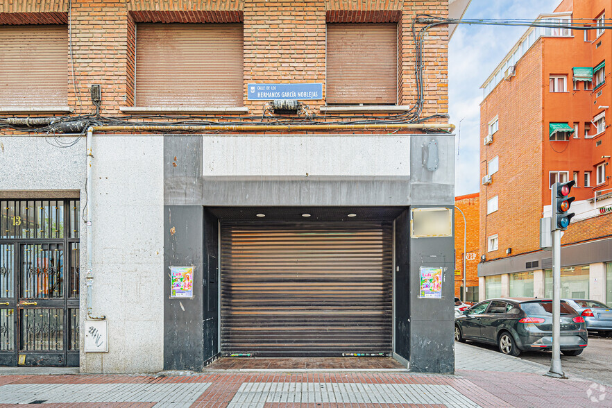 Calle Hermanos García Noblejas, 13, Madrid, Madrid en alquiler - Foto del edificio - Imagen 2 de 4