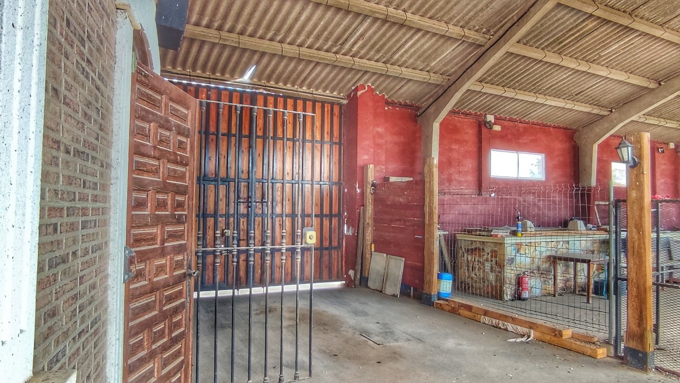 Local en Pozaldez, Valladolid en venta Foto del edificio- Imagen 1 de 7