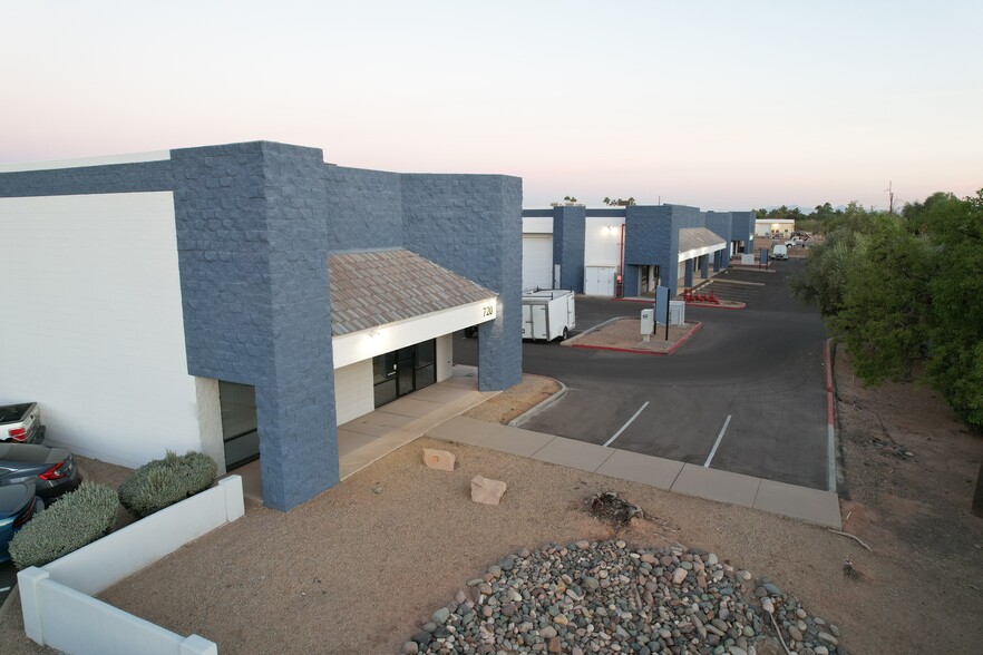 700 N Golden Key St, Gilbert, AZ en alquiler - Foto del edificio - Imagen 2 de 5