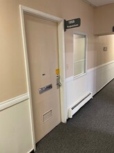 1900-1950 Lonsdale Ave, North Vancouver, BC en alquiler Foto del interior- Imagen 1 de 10