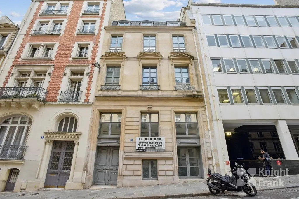9 Rue Christophe Colomb, Paris en alquiler Foto del edificio- Imagen 1 de 10