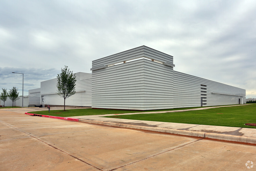 600 NW 62nd, Oklahoma City, OK en alquiler - Foto del edificio - Imagen 3 de 3