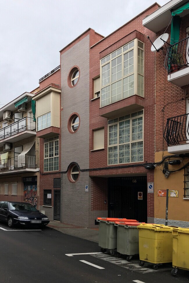 Más detalles de Calle del Ánsar, 70, Madrid - Edificio residencial​ en venta