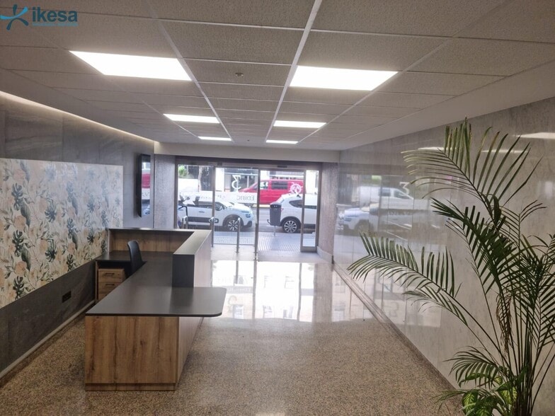 Oficina en Cádiz, Cádiz en venta - Foto del edificio - Imagen 3 de 11