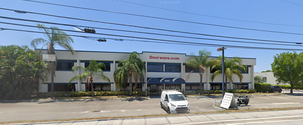 2095 N Andrews Ave, Pompano Beach, FL en alquiler - Foto del edificio - Imagen 1 de 24