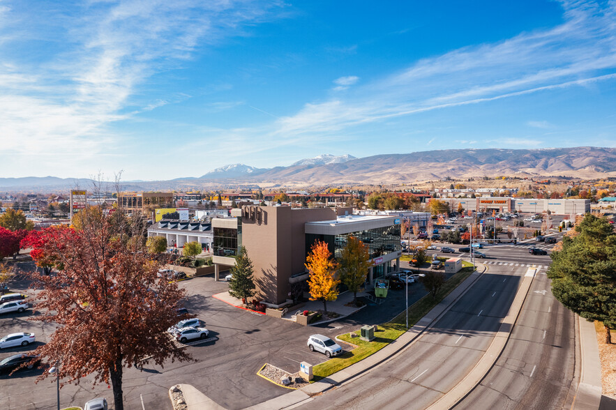 5011 Meadowood Mall Cir, Reno, NV en alquiler - Foto del edificio - Imagen 3 de 5