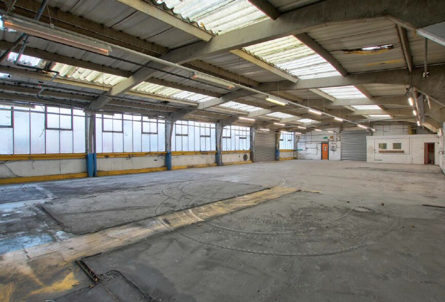 2 Wheaton Rd, Witham en venta - Foto del edificio - Imagen 2 de 2