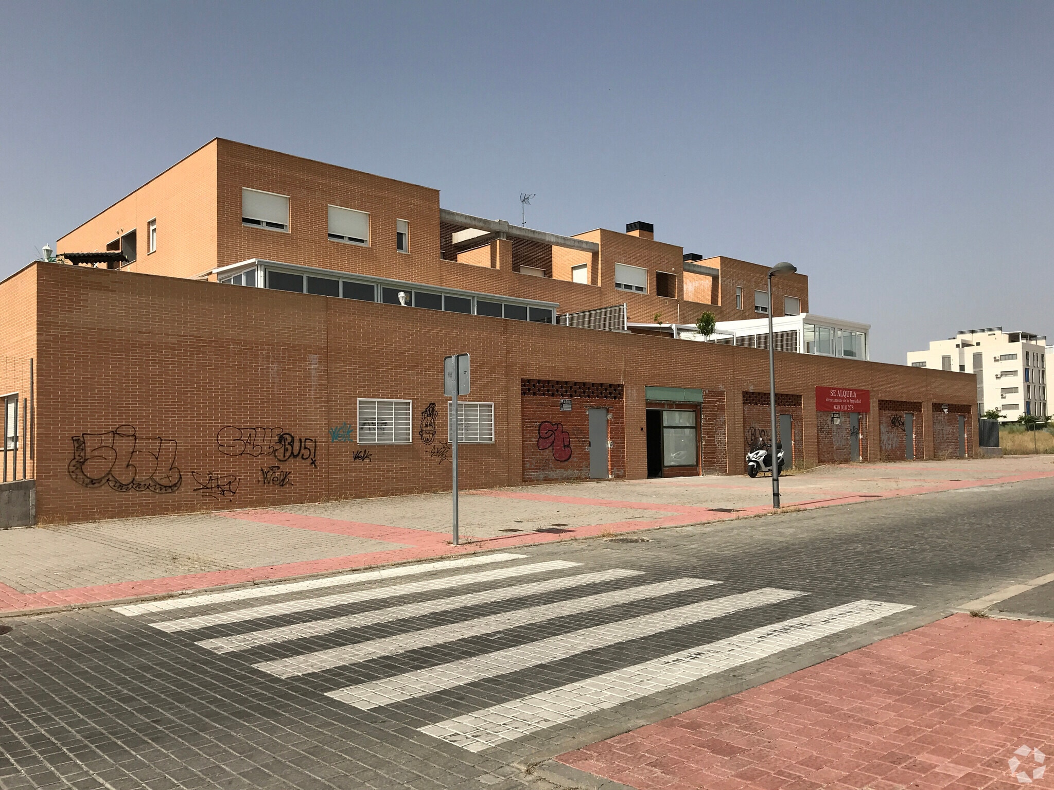 Calle Constelación de Casiopea, 1, Parla, Madrid en venta Foto principal- Imagen 1 de 2