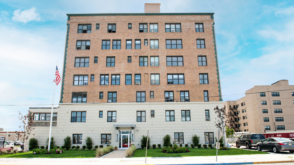 200 Deal Lake Dr, Asbury Park, NJ en venta - Foto del edificio - Imagen 1 de 32