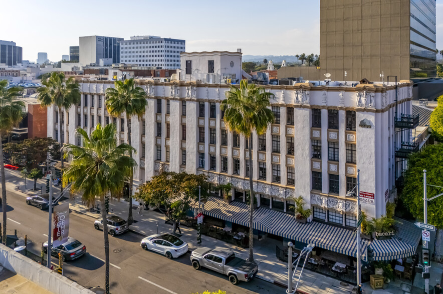 9615 Brighton Way, Beverly Hills, CA en alquiler - Foto del edificio - Imagen 1 de 10