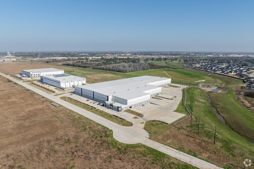 5477 Business Park Dr, Rosenberg, TX en alquiler - Vista aérea - Imagen 2 de 12