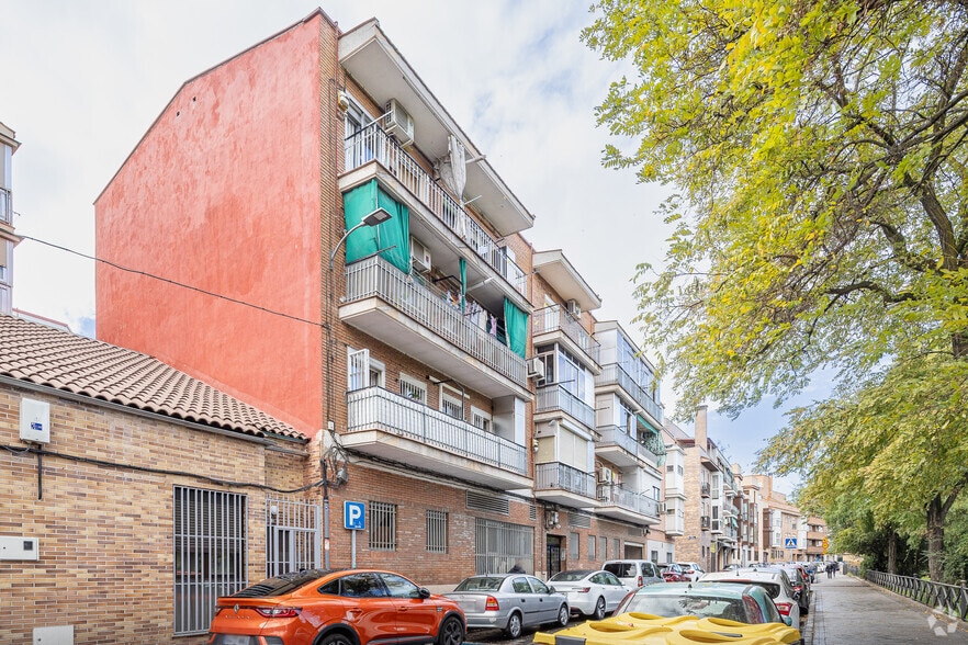 Calle de Palomares, 35, Madrid, Madrid en alquiler - Foto del edificio - Imagen 2 de 2